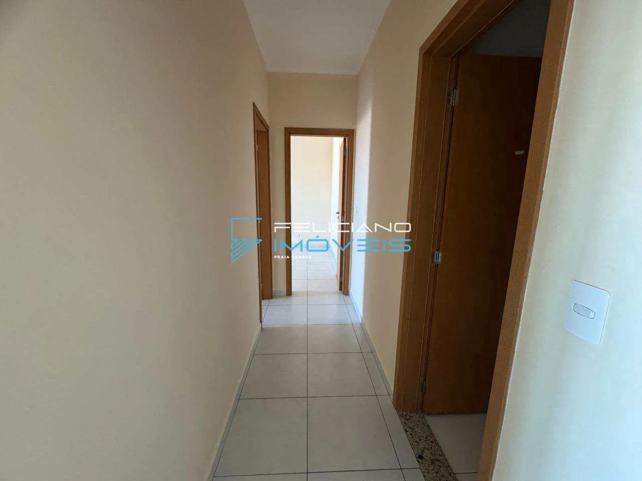 Imagem Apartamento com 2 quartos, Ocian, Praia Grande - R$ 677 mil, Cod: 6423