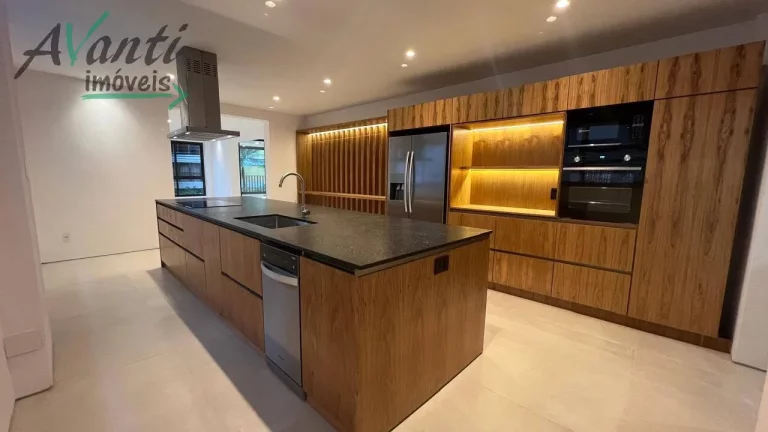 Imagem Apartamento Alto Padrão à Venda no Boqueirão em Santos
