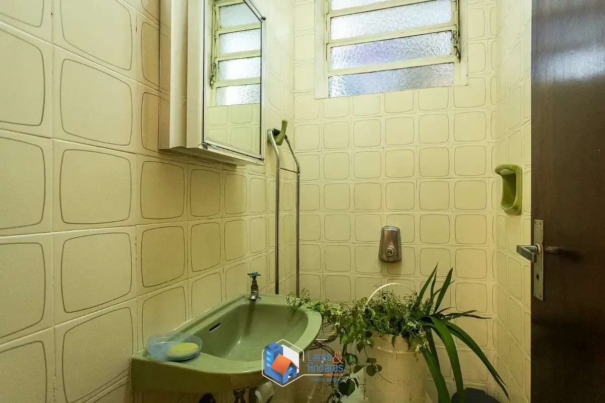 Imagem Casa para venda em Sumaré com 3 quartos, sendo 1 suíte, 270m²