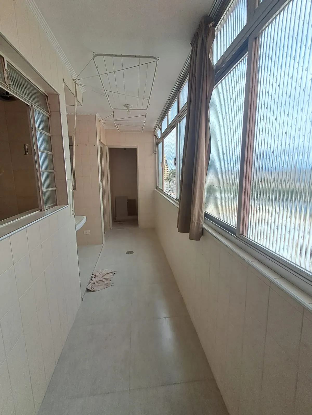 Imagem Apartamento à venda no Centro de Sorocaba, 116 m², 3 dormitórios, suíte, andar alto, vista panorâmica, portaria 24 horas.
