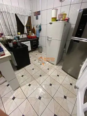 Imagem Sobrado com 3 dormitórios à venda, 380 m² por R$ 638.000,00 - Vila Rio de Janeiro - Guarulhos/SP