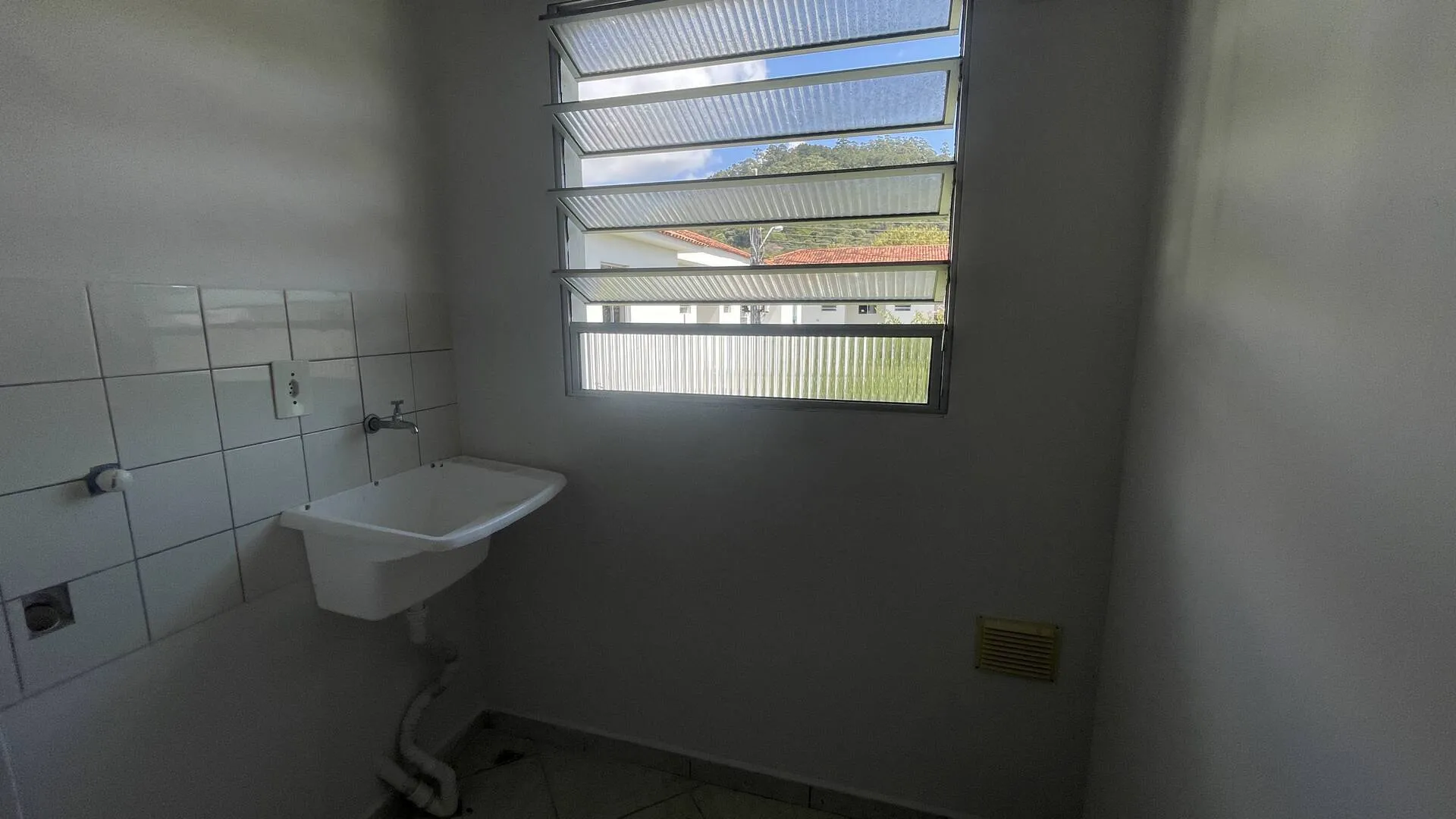 Imagem Apartamento 2 dormitórios locação Anual Canasvieras