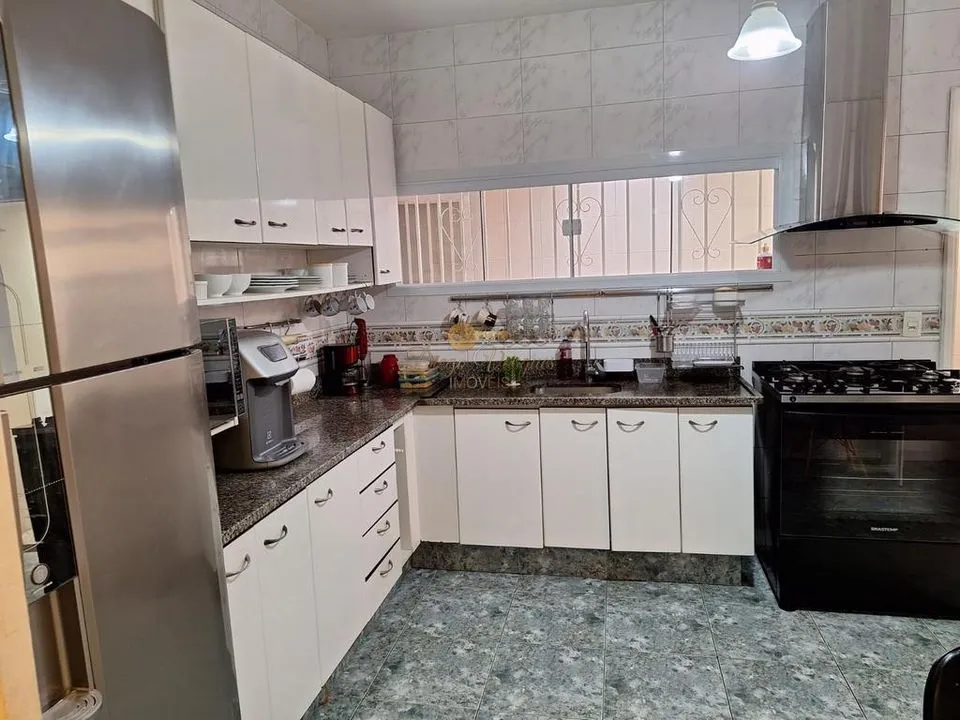 Imagem Casa para Venda em Teresópolis / RJ no bairro Várzea