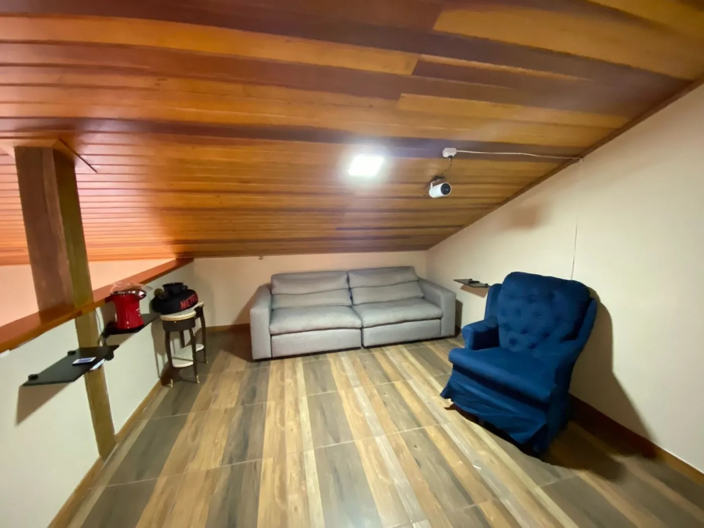 Imagem Casa em Condomínio para Venda em Teresópolis / RJ no bairro Granja Guarani