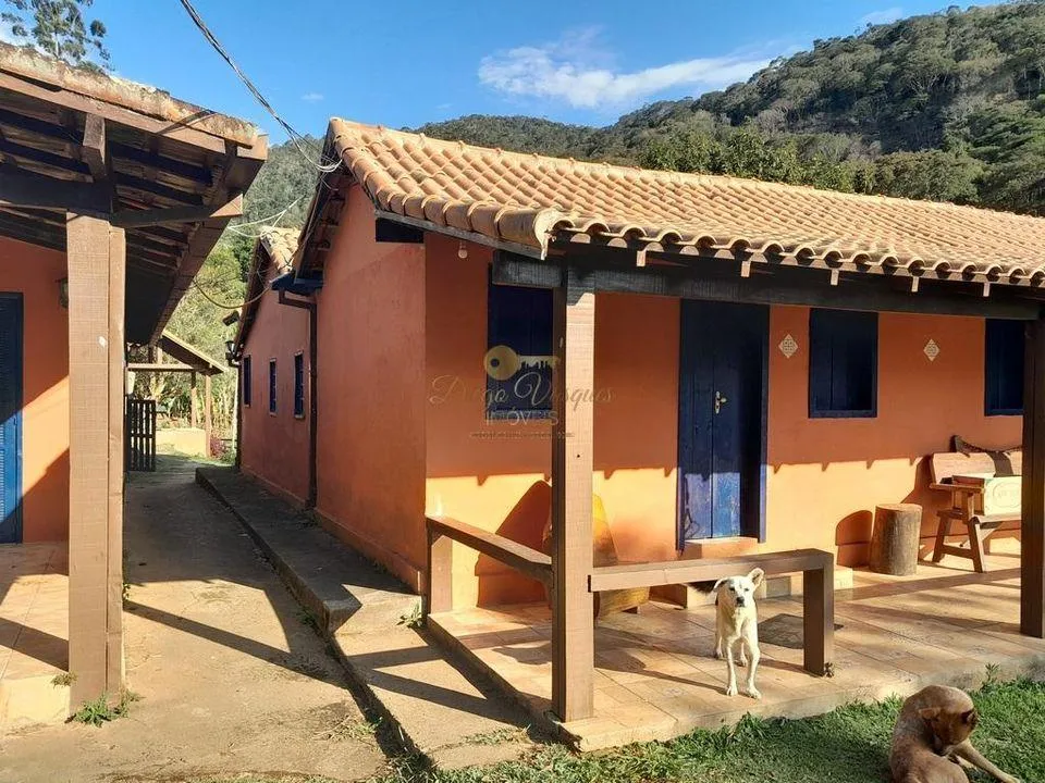 Imagem Casa para Venda em Teresópolis / RJ no bairro Córrego das Pedras