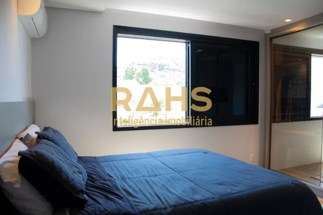 Imagem Linda residência em localização priveligiada no bairro América, pronta para ser sua! Casa de 439...