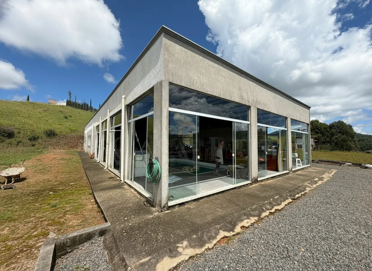 Imagem Casa 336 m² à venda em Residencial e Industrial Campo Alegre, Poços de Caldas