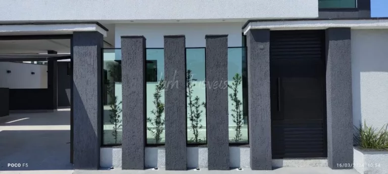 Imagem Casa Luxuosa 300m² - Condomínio Mansões Varanda, RJ