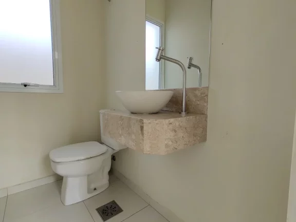 Imagem Residência Impecável no Jardim Panorama: 3 Quartos, 2 Suítes, 3 Salas, 4 Banheiros, 4 Vagas de Garagem, 316,64m² - Vinhedo-SP
