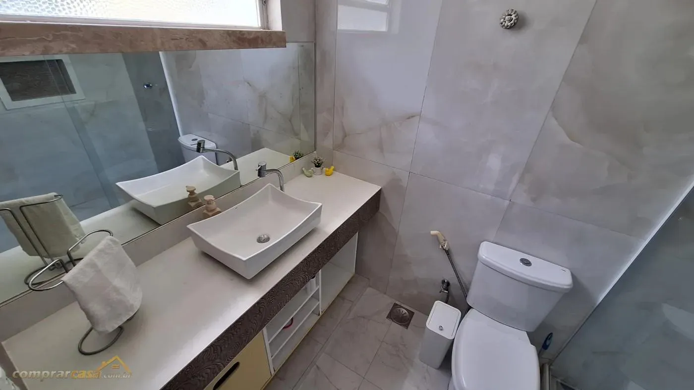 Imagem Apartamento para Venda em Cabo Frio / RJ no bairro Centro