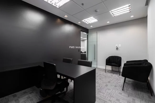 Imagem Conjunto mobiliado com 120m2 na Vila Olímpia.