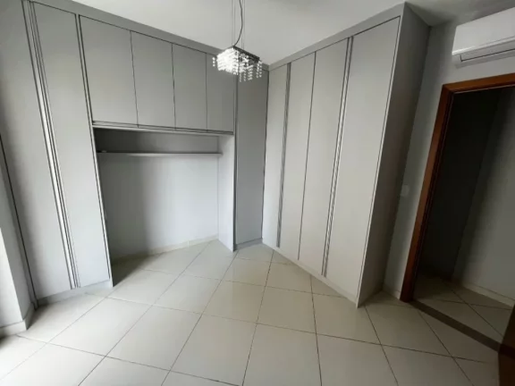 Imagem Apartamento com 3 dormitórios sendo uma suíte - vista para o mar, 129 m² por R$ 900.000 - Ocian - Praia Grande/SP