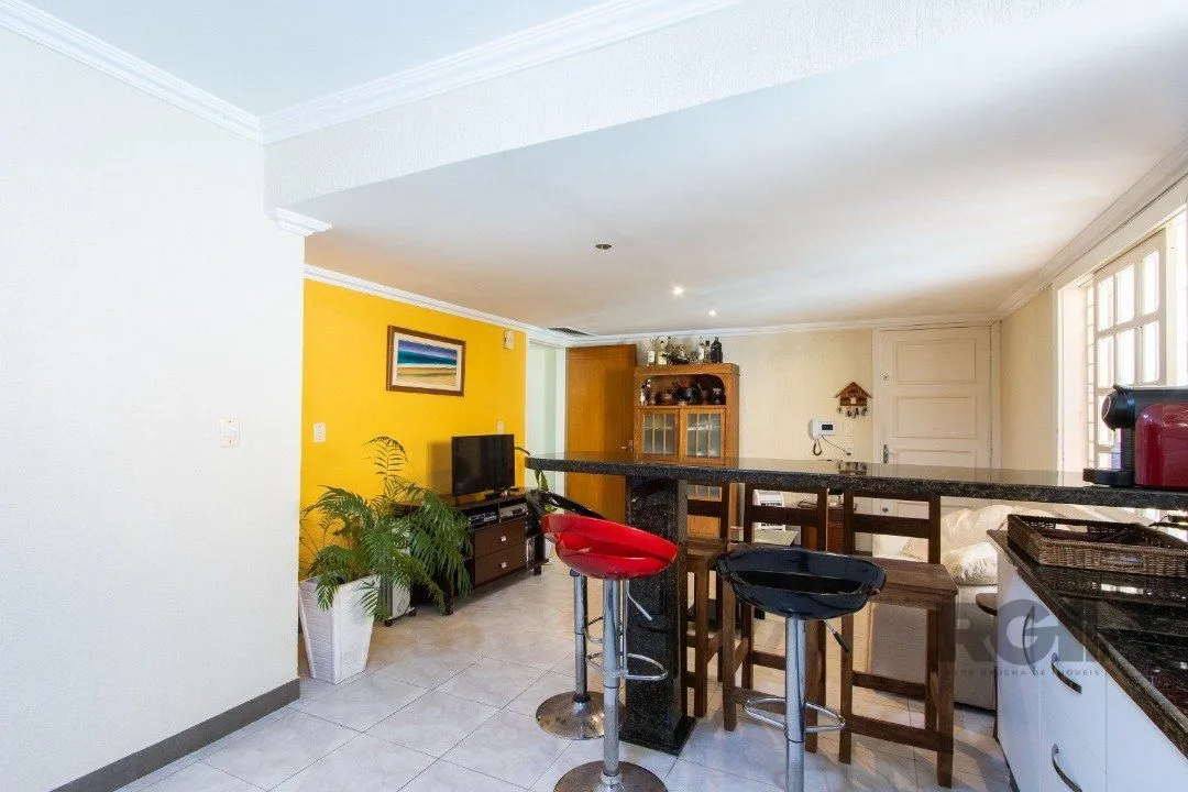 Imagem Casa para Venda - 254m², 4 dormitórios, sendo 3 suites, 5 vagas - Espirito Santo