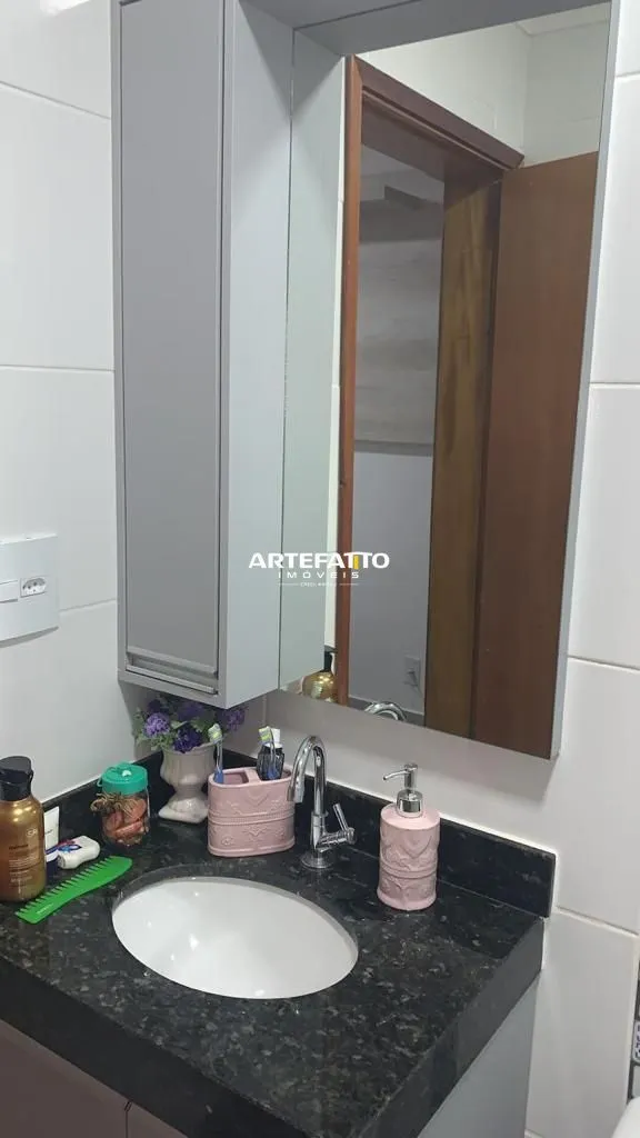 Imagem Apartamento Zanetti, 2 dorm. sendo 1 suíte, 2 vagas garagem. Térreo