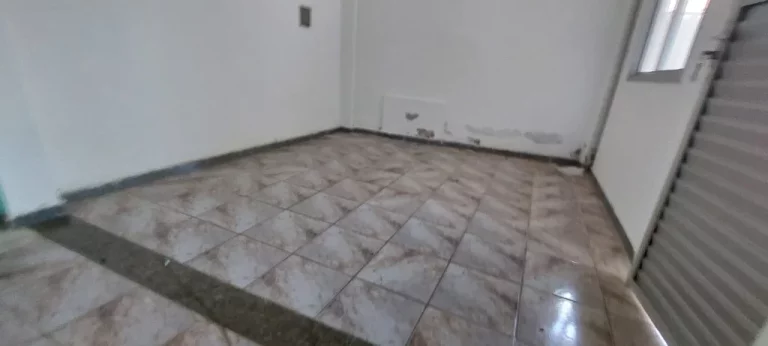 Imagem CASA COM 5 QUARTOS A VENDA EM SANTA MONICA GUARAPARI-ES