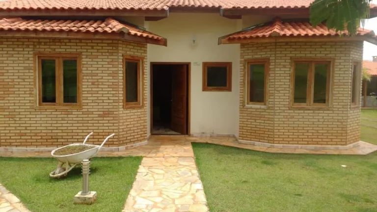 Imagem Linda casa de campo a venda no condomínio Ninho Verde II Eco Residence