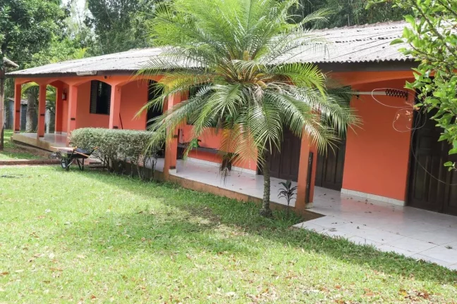 Imagem Excelente Sítio com 4.672m², em condomínio, no centro de Águas Claras
