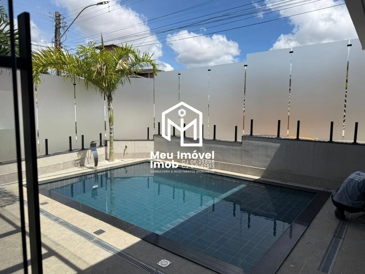 Imagem Residencial Jóquei Casa 4 Quartos 4 Suítes 330m²