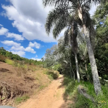 Imagem Sítio na divisa de Jundiaí com Itatiba com área de 68.000m² em preço promocional