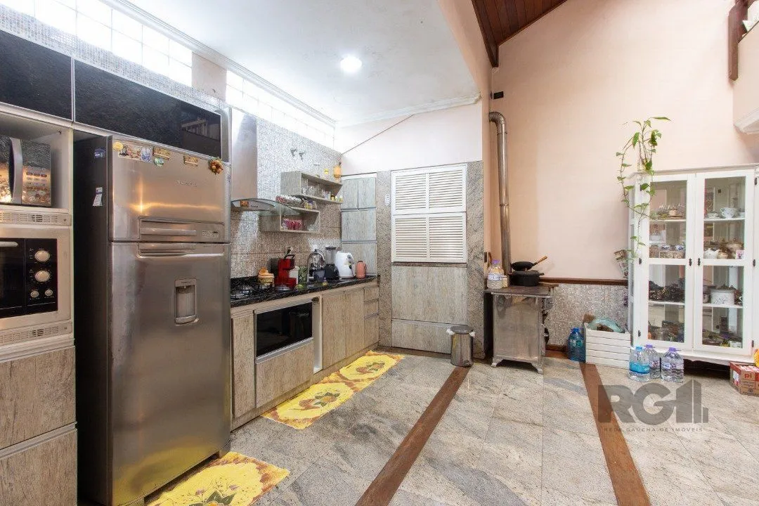 Imagem Casa para Venda - 238.68m², 4 dormitórios, sendo 1 suites, 4 vagas - Ipanema