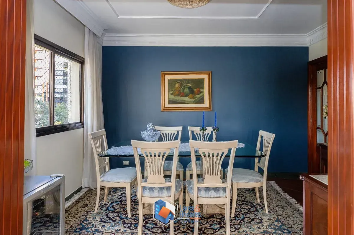 Imagem Apartamento para venda em Moema com 4 quartos, sendo 3 suítes, 200m²