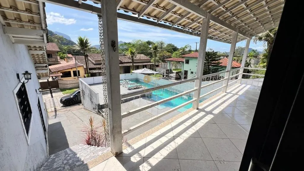 Imagem Casa em Condomínio para Venda em Guapimirim / RJ no bairro Limoeiro
