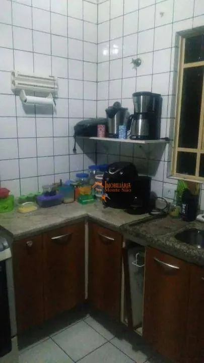 Imagem Casa com 2 dormitórios à venda, 68 m² por R$ 309.000,00 - São João - Guarulhos/SP