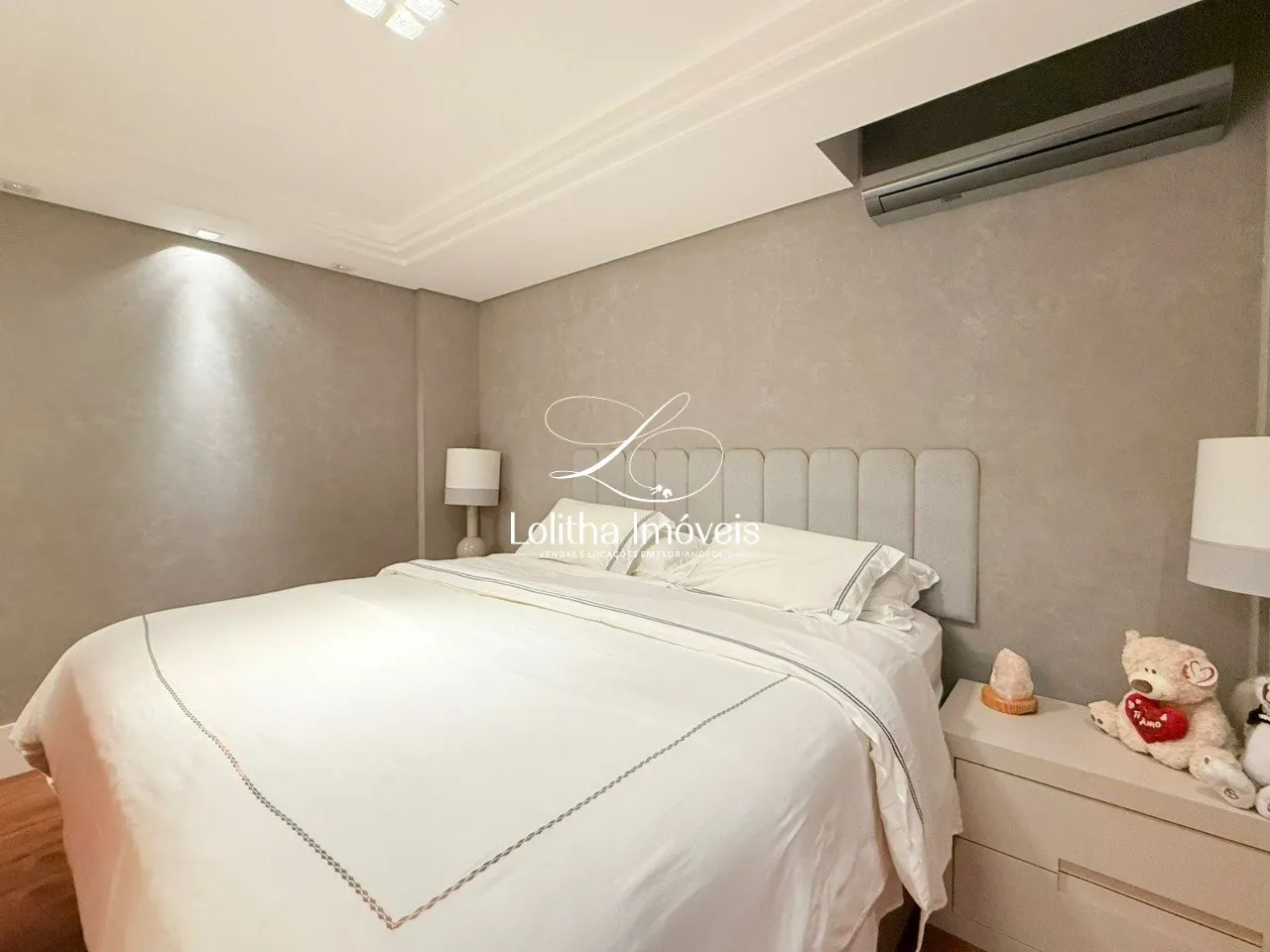Imagem Apartamento de 1 dormitório com closet à venda próximo à UDESC