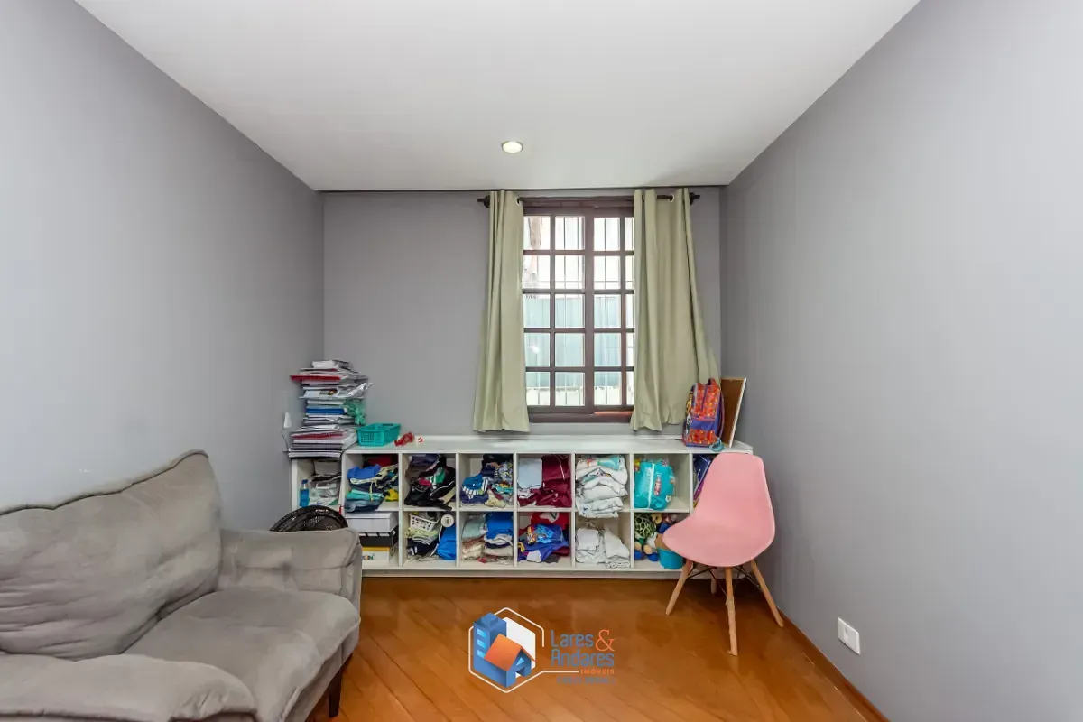 Imagem Sobrado para venda em Perdizes com 4 quartos, sendo 1 suíte, 110m²