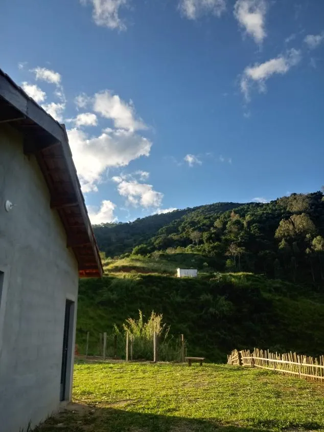 Imagem Chácara com 20.000 m² ? Bairro Barrocão, Piracaia/SP