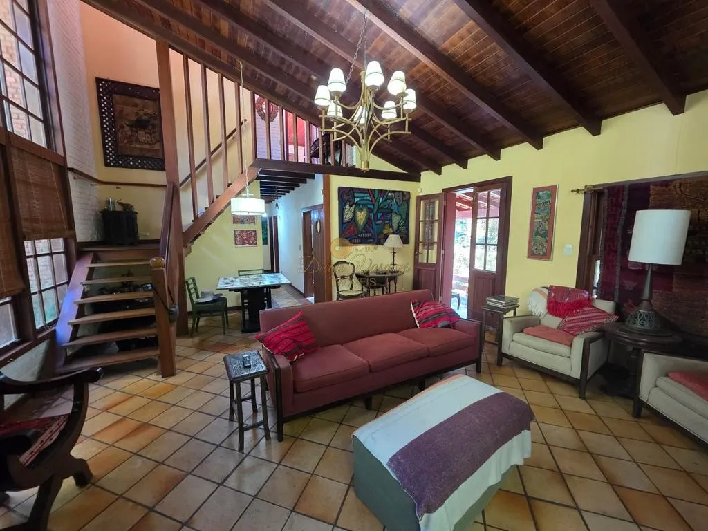 Imagem Casa em Condomínio para Venda em Teresópolis / RJ no bairro Prata