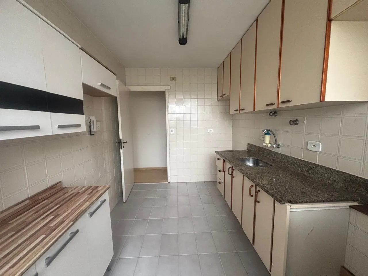 Imagem VENDO LINDO APARTAMENTO NO CONDOMÍNIO TORRES DO SABARÁ!