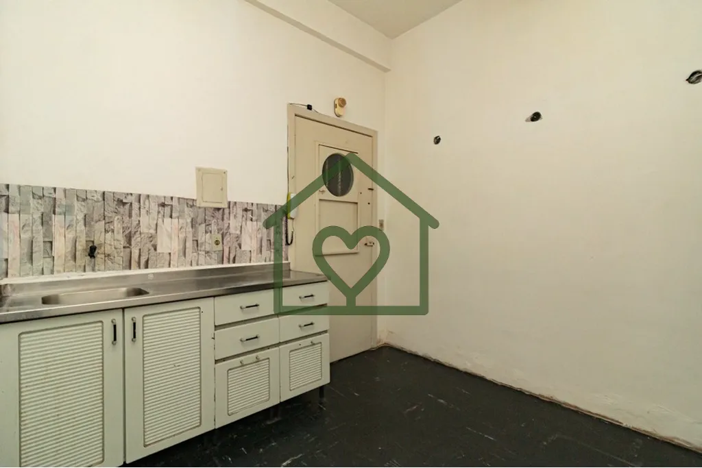 Imagem Apartamento 2 dormitórios no centro de Porto Alegre. Região do centro histórico Próximo do Hospi...