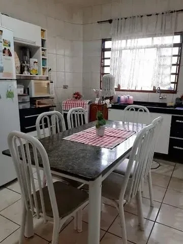 Imagem Casa à venda 2 Quartos, 2 Vagas, 150M², Jardim Gurilândia, Taubaté - SP