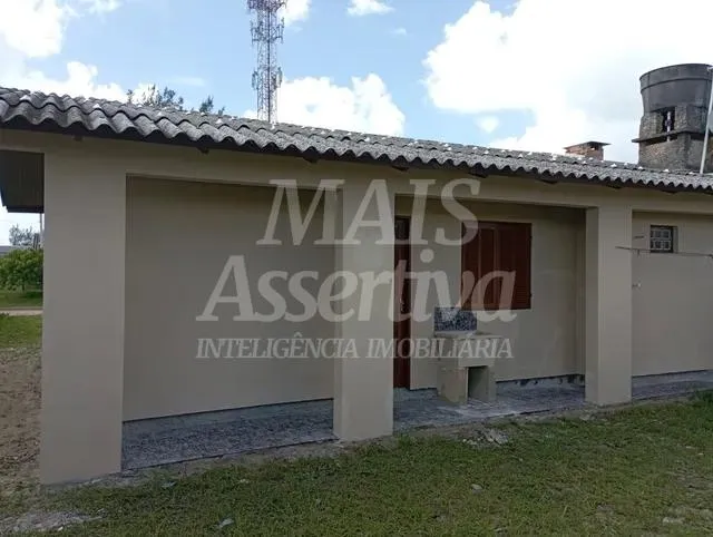 Imagem Ótima casa a venda localizada no bairro Imara em Imbé/RS - 3 dormitórios