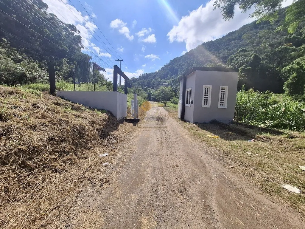 Foto do imóvel Terreno para Venda em Teresópolis / RJ em Estrada Doutor Rogério de Moura Estevão