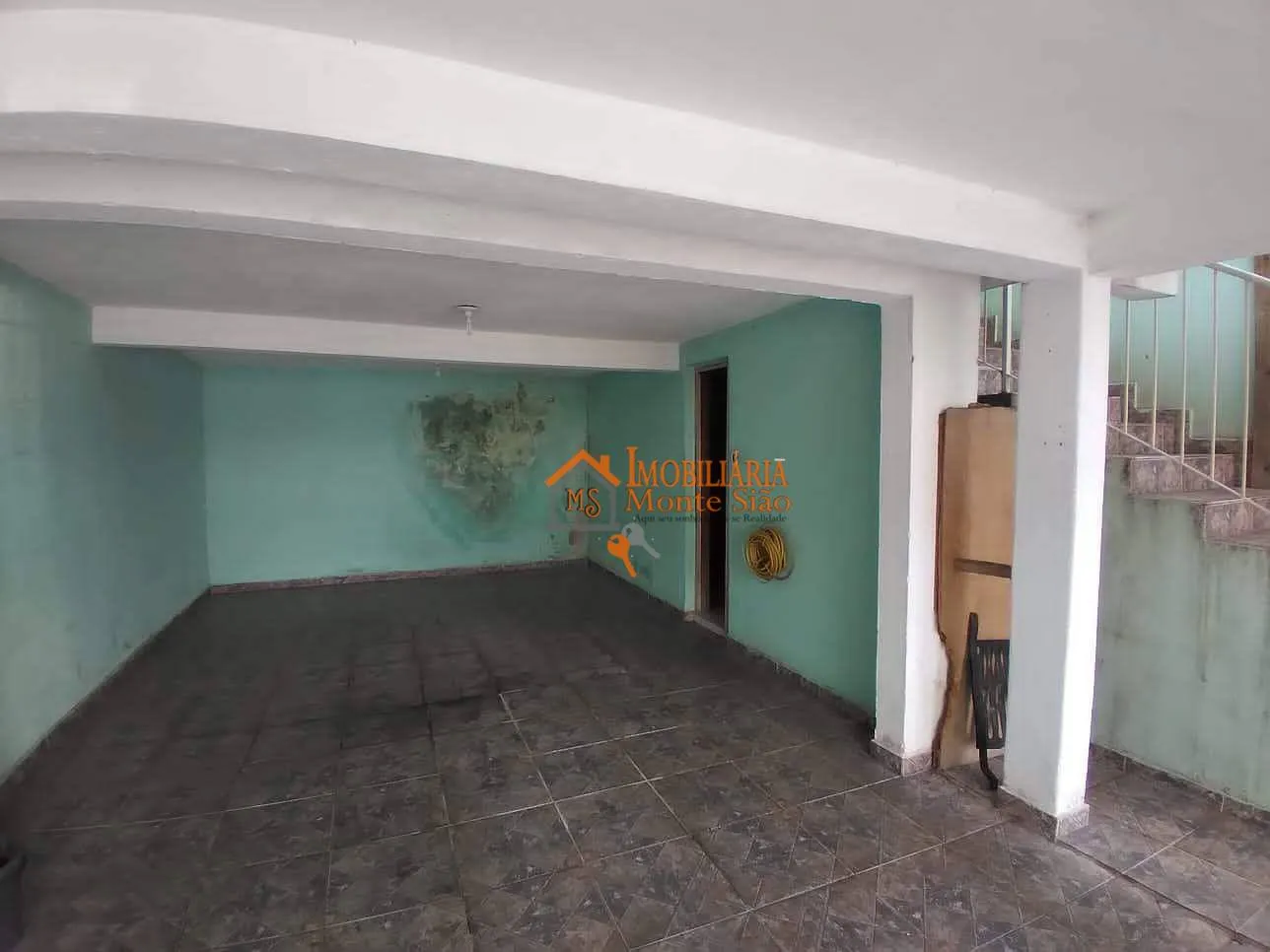 Imagem Casa com 6 dormitórios à venda, 270 m² por R$ 800.000,00 - Jardim Moreira - Guarulhos/SP