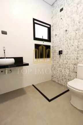 Imagem Magnifica casa Nova três dormitórios suite master espaço gourmet em condominio fechado