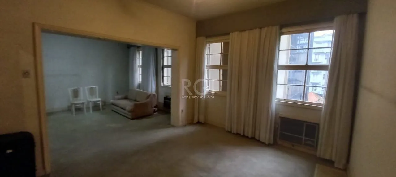 Imagem Apartamento para Venda - 136.2m², 3 dormitórios, 1 vaga - Centro Histórico