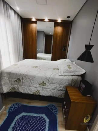 Imagem Casa em Condomínio à Venda em Cotia-SP, com 3 Quartos sendo 1 Suíte, 2 Salas, 3 Banheiros, 2 Vagas, 86m².