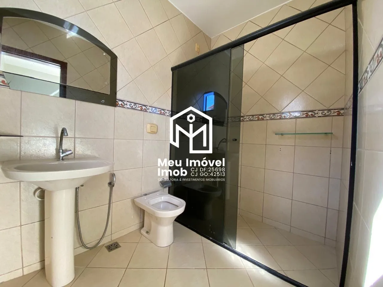 Imagem Casa 3 Quartos 2 Suítes 3 Vagas 259m² Luziânia/GO