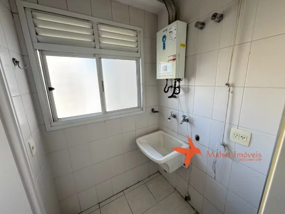 Imagem Apartamento de iluminado em Pinheiros: 2 quartos, 1 suíte, 1 sala, 3 banheiros, 2 vagas, 89m² - São Paulo-SP