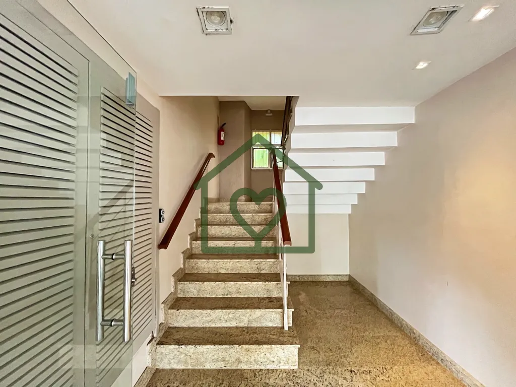 Imagem Apartamento de 107 m², 3 dormitórios, sendo uma suíte e 1 vaga de garagem Imóvel com área socia...