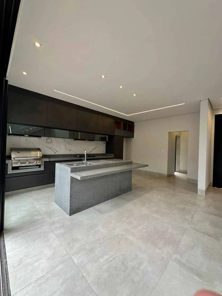 Imagem Casa à venda, Villa Toscana, com 4 quartos, 256m2