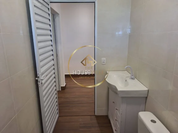 Imagem Casa, 3 Dormitórios (sendo 1 suíte), Condomínio Mantiqueira.