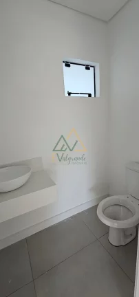 Imagem Sobrado à venda no Bairro Alto Curitiba PR