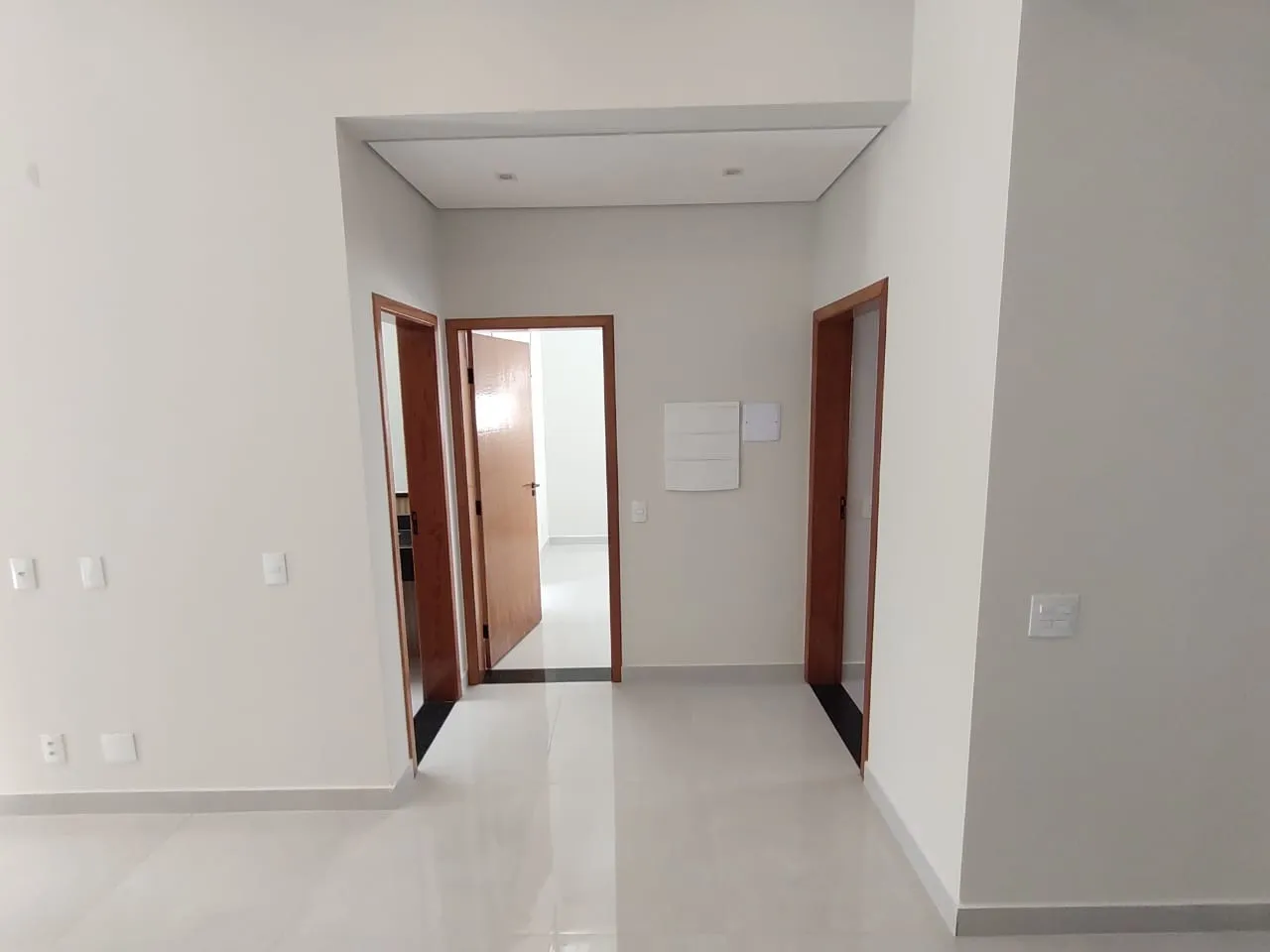 Imagem Oportunidade: Encantadora Casa à Venda no Condomínio Residencial Terras de São Francisco
