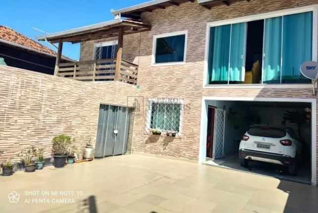 Imagem Casa com kitnet agregada em Balneário Camboriú.