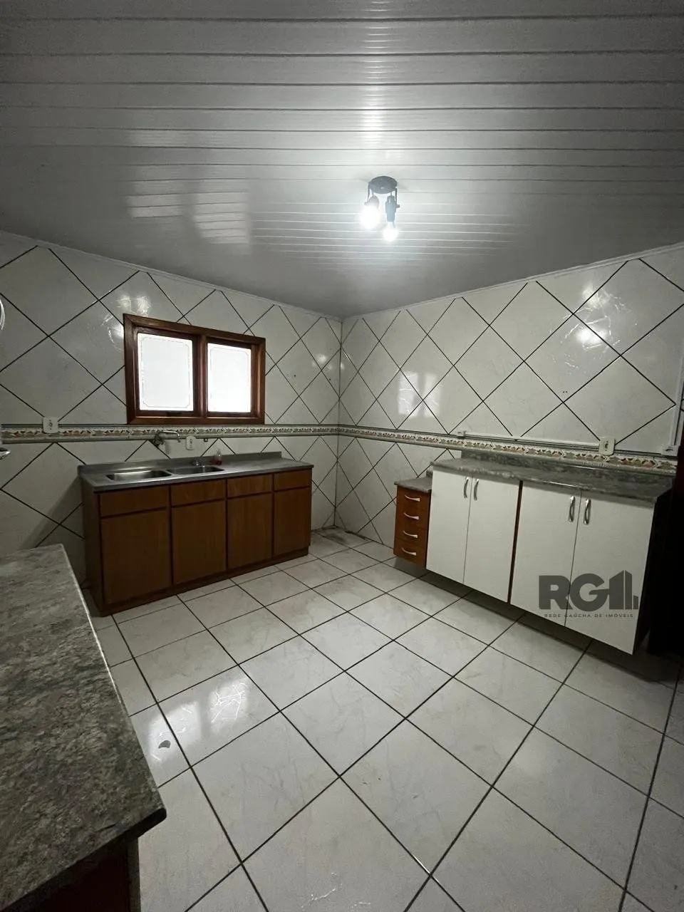 Imagem Casa em Belém Novo
