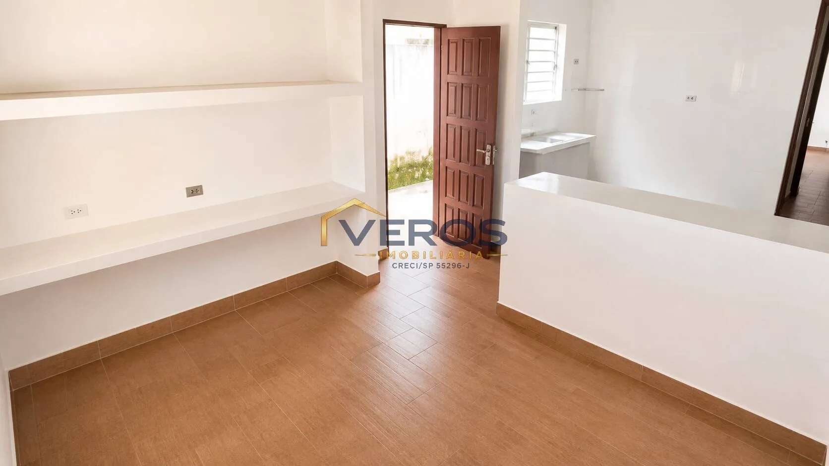Imagem Casa térrea barata e bem localizada para venda em Caraguatatuba